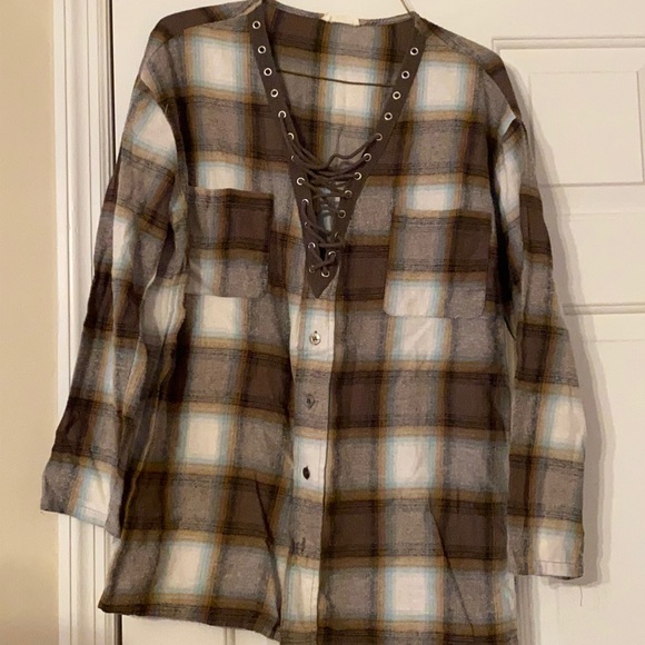 Tops - Boutique shirt